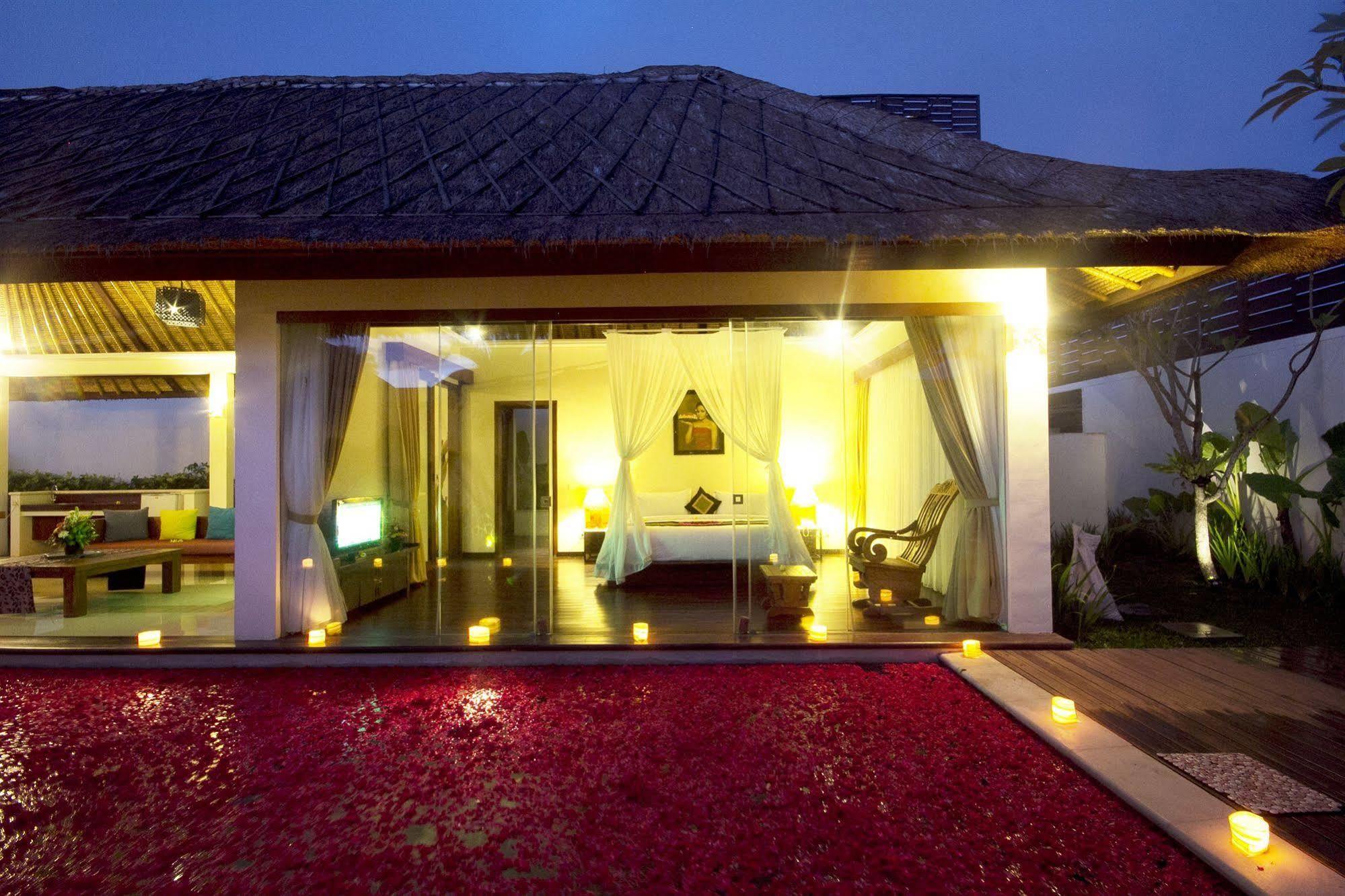 Avery Le Nixsun Villas Uluwatu By Waringin Hospitality Free Gym Access Bagian luar foto